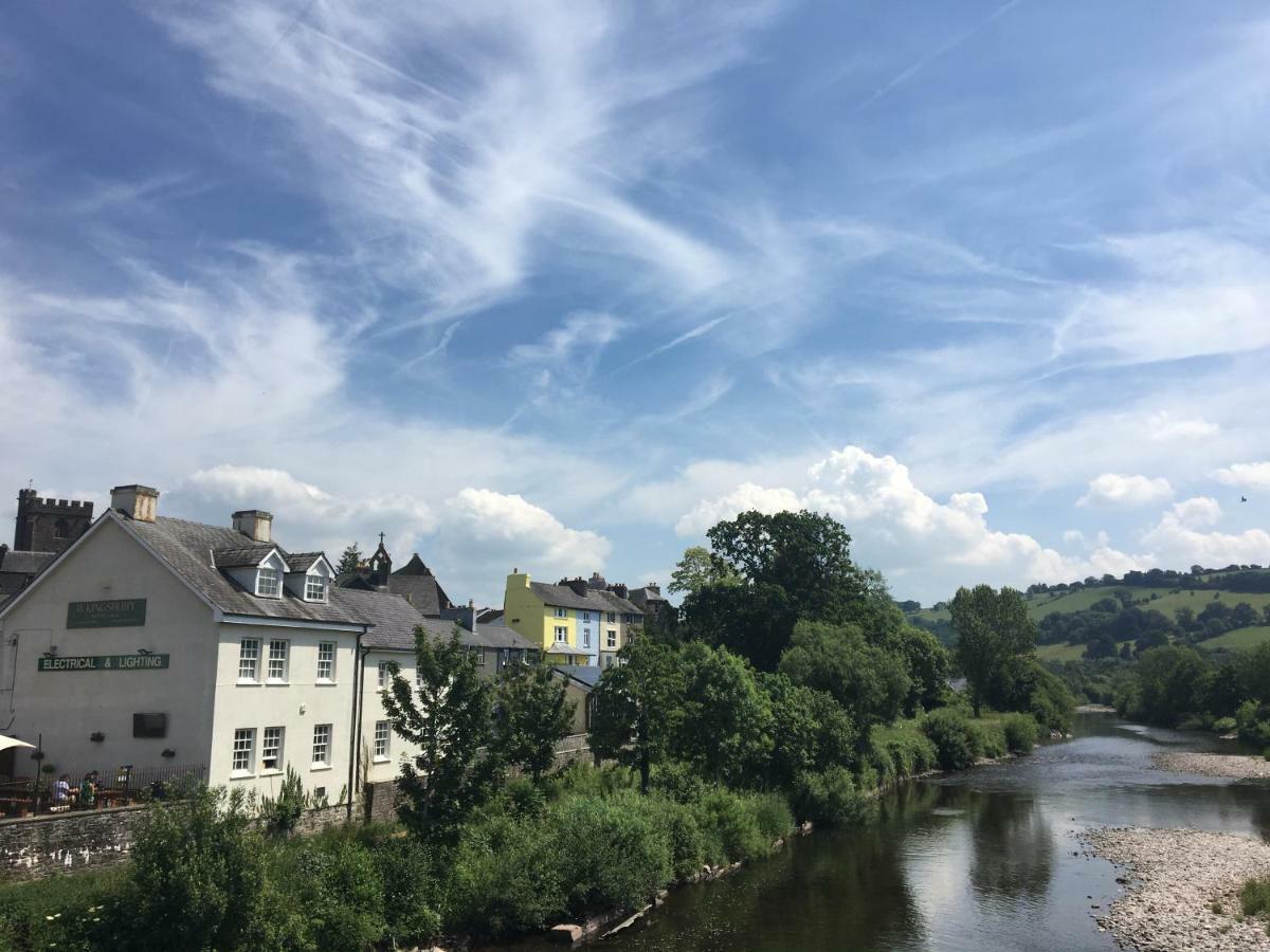 Riverside Brecon Exterior foto